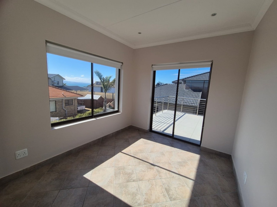 3 Bedroom Property for Sale in Hartenbos Heuwels Western Cape